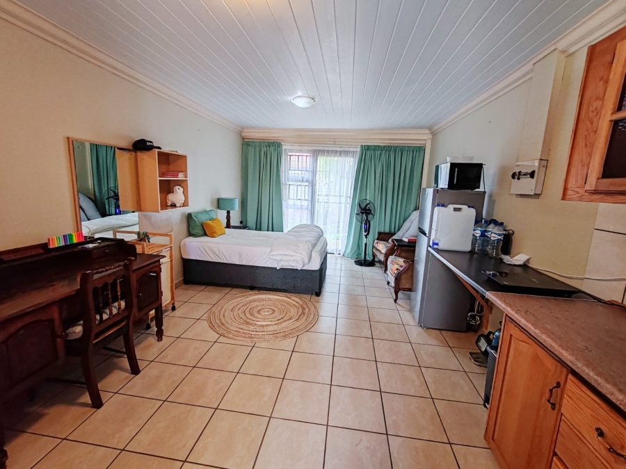 3 Bedroom Property for Sale in Kannoniers Park North West